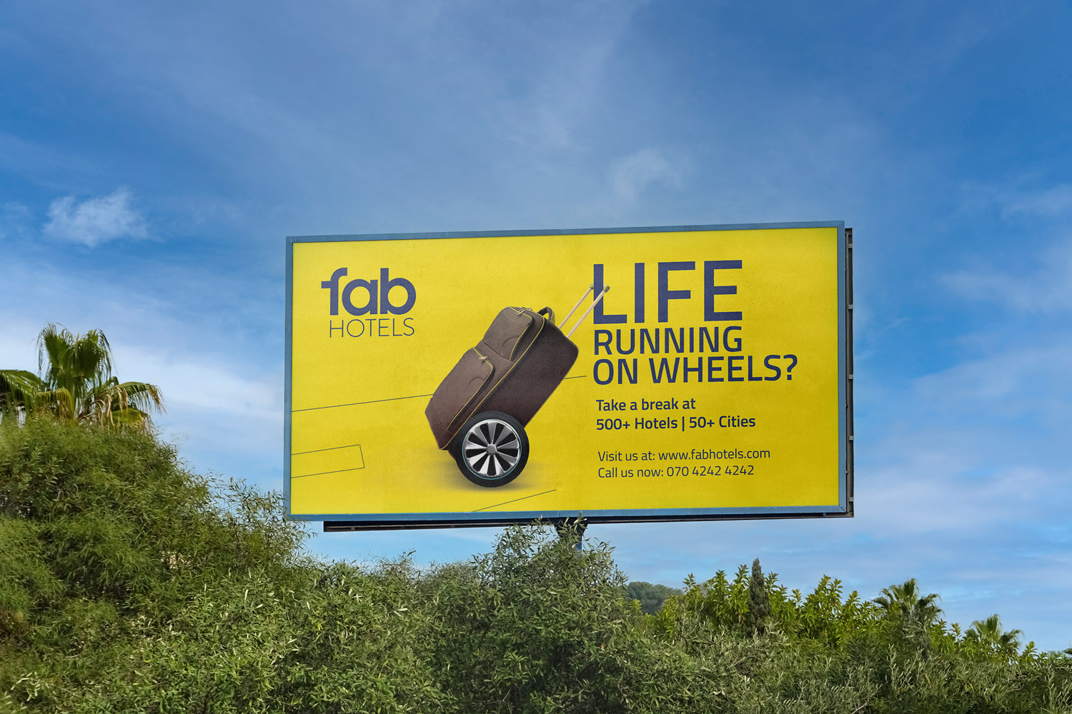 Fabhotels-billboard-mockup-3